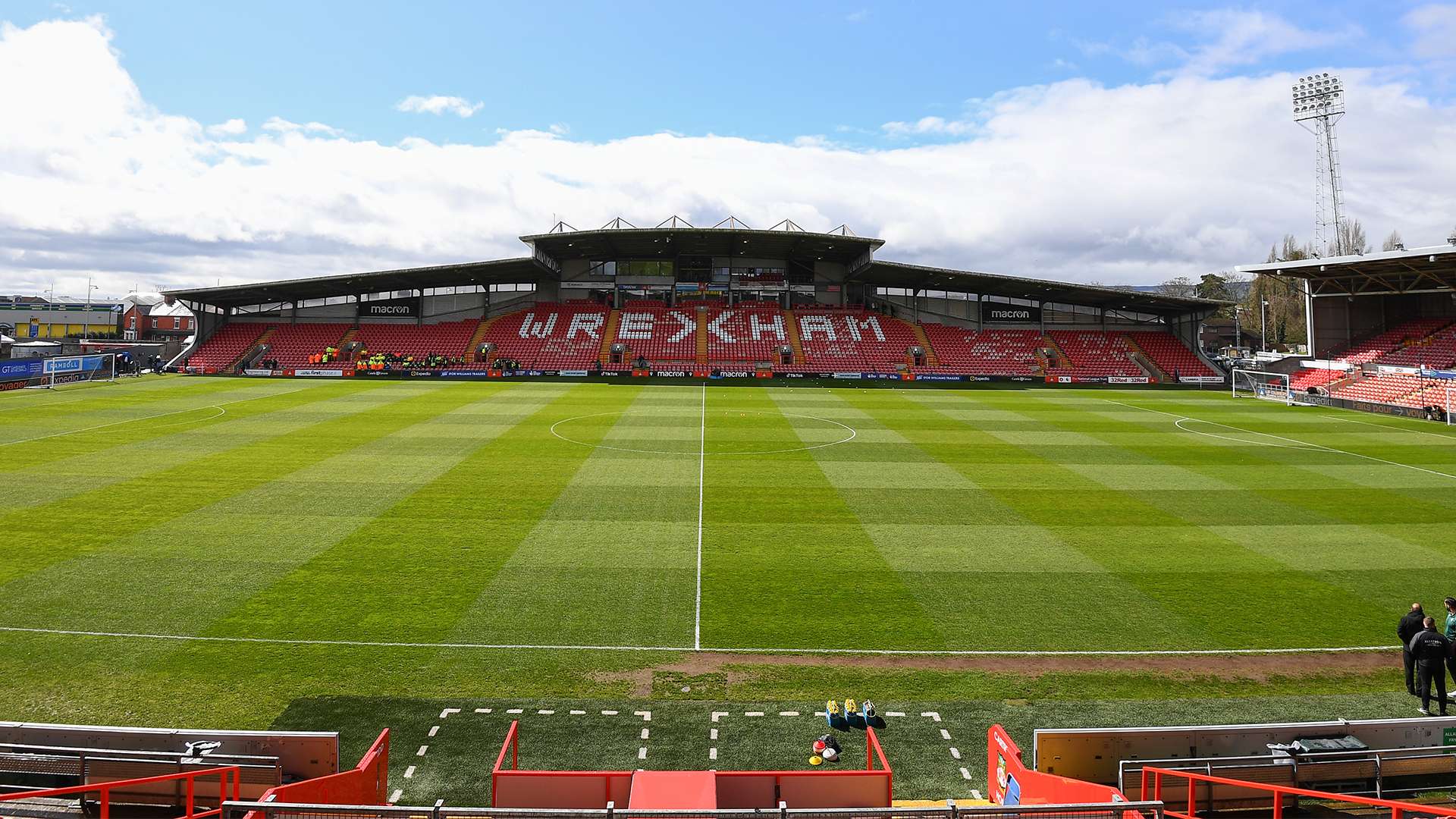 同时聆听各 同时聆听各